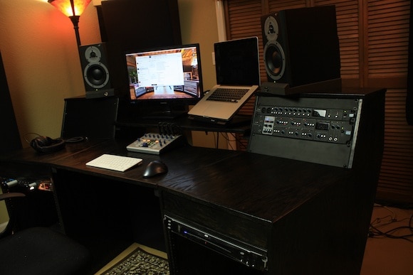 5 Awesome Recording Studio Desk Plans on a Budget